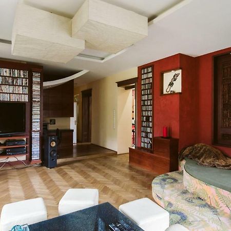 Luxury Apartment View On To The Castle Budapest Exterior photo